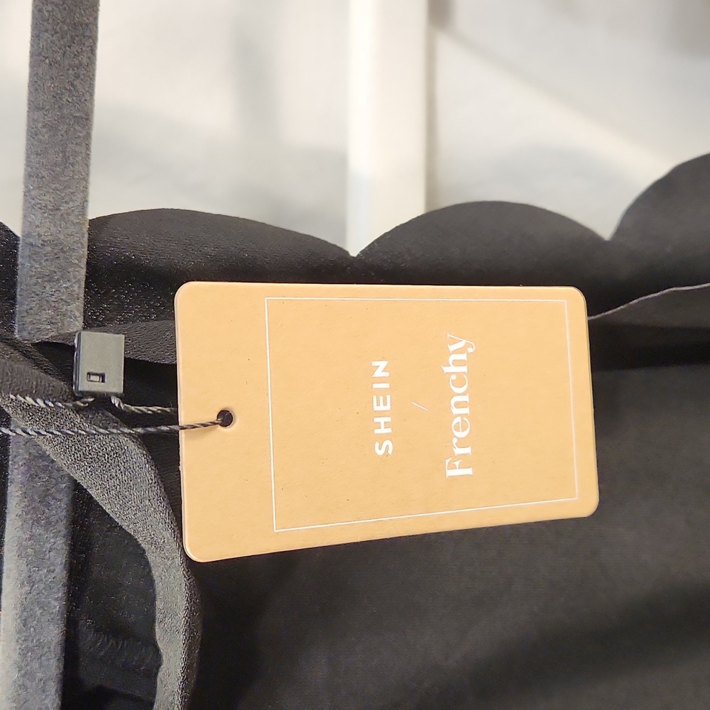 SHEIN DRESS - Picture 8 of 8